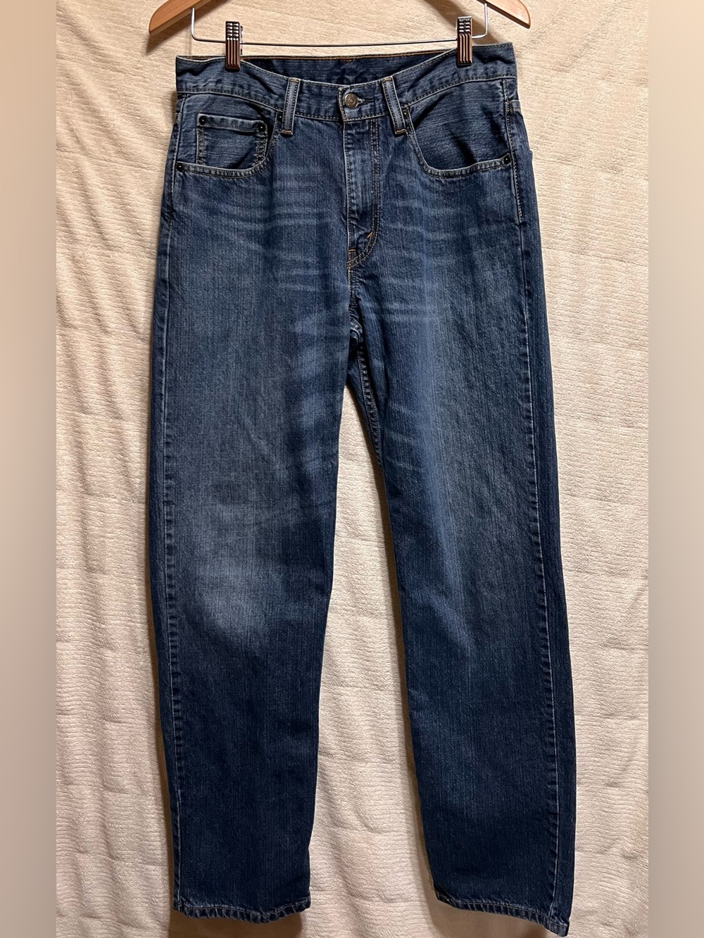 Vintage Levi’s 550 Men’s Relaxed Fit Jeans 31x34 Authentic Wear